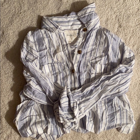 Aeropostale Tops - Blue and white striped button down